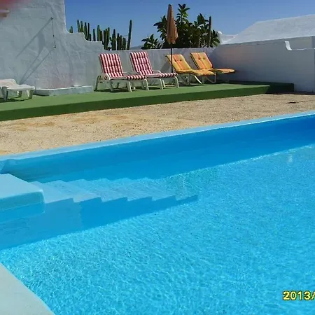 Sleeps 2 Wifi T691489 *